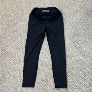 Outdoor Voices Black Leggings - size Medium